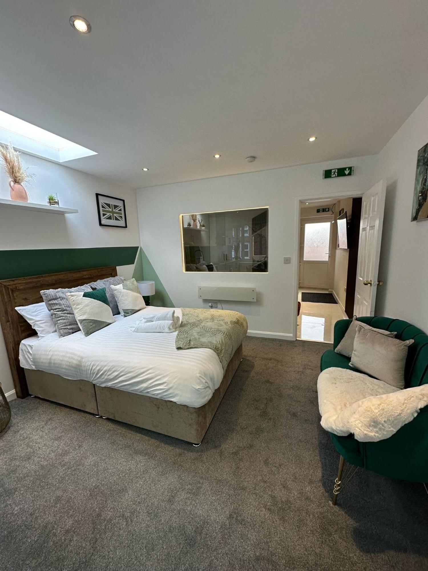 2 Twin City Apartments, 2 Ensuites, City Centre & Free Parking Birmingham Exterior foto