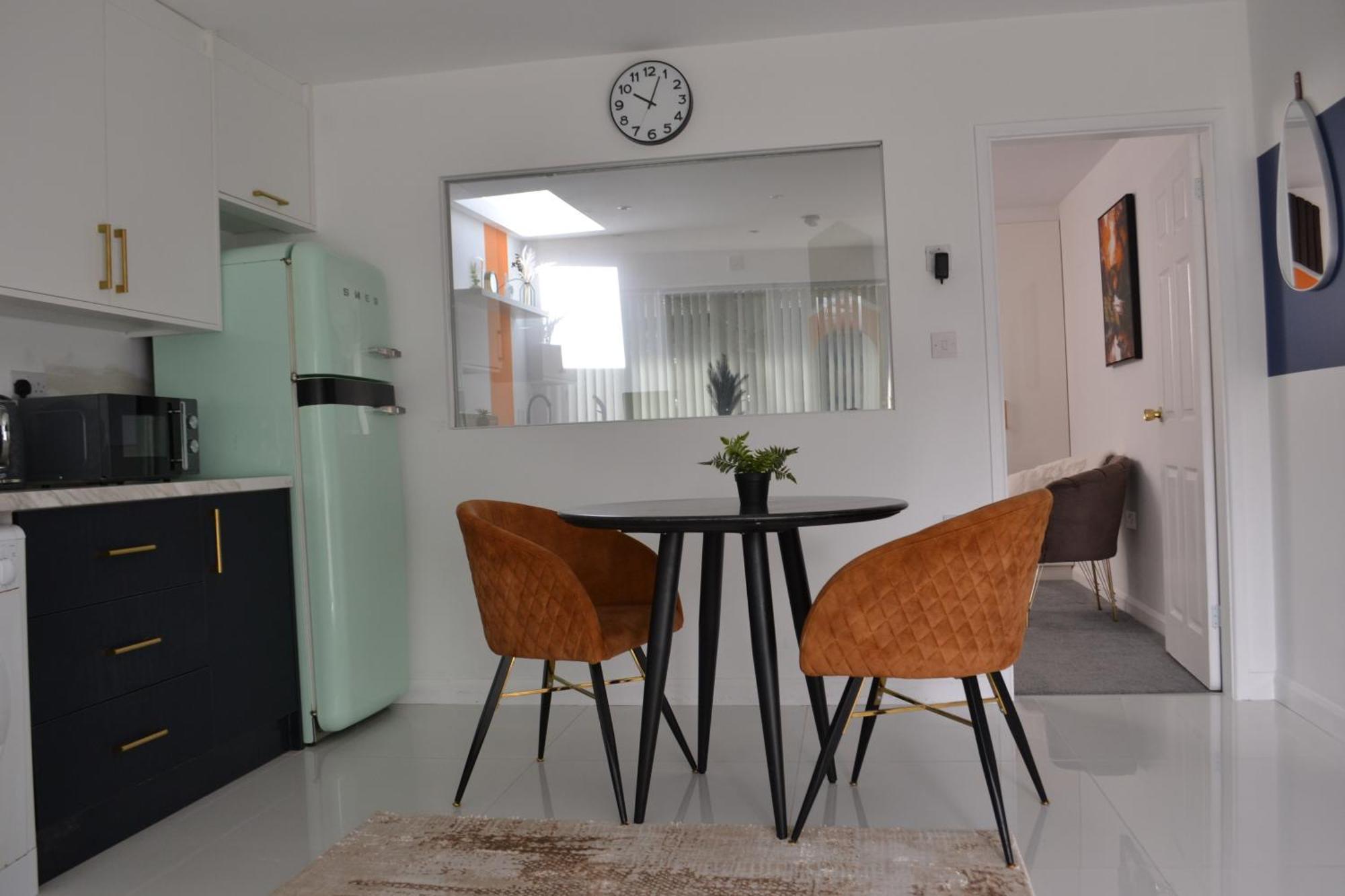 2 Twin City Apartments, 2 Ensuites, City Centre & Free Parking Birmingham Exterior foto