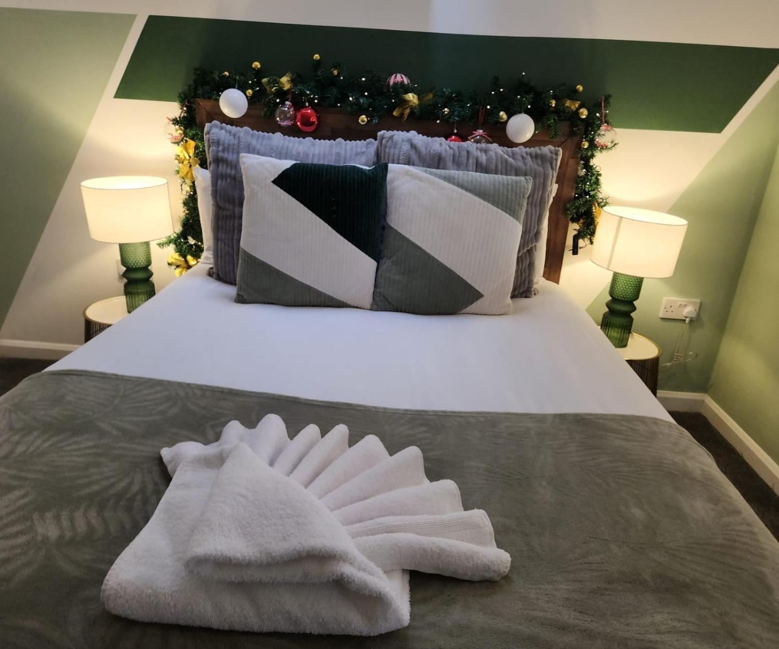 2 Twin City Apartments, 2 Ensuites, City Centre & Free Parking Birmingham Exterior foto